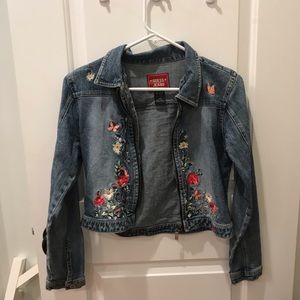 guess jean jacket with embroidered flowers
